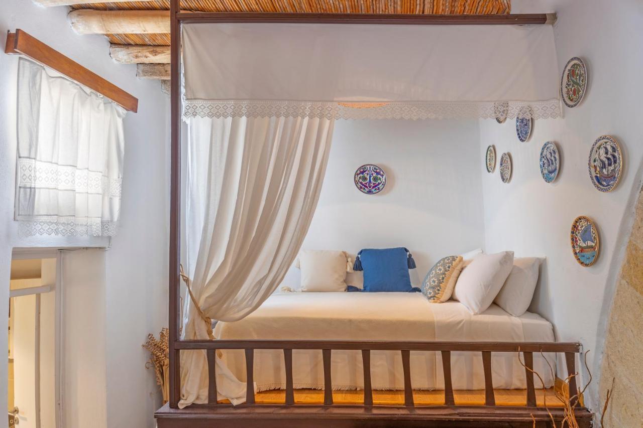 Hidden Gem Of , Traditional House & Patio Ferienhaus